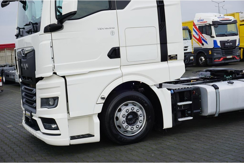 Tracteur routier MAN TGX / 18.510 / EURO 6 / LOW DECK / MEGA / GX / ACC / RETARDER /: photos 18
