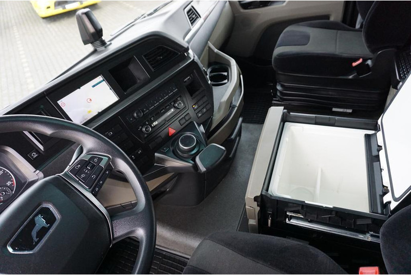 Tracteur routier MAN TGX / 18.510 / EURO 6 / LOW DECK / MEGA / GX / ACC / RETARDER /: photos 9