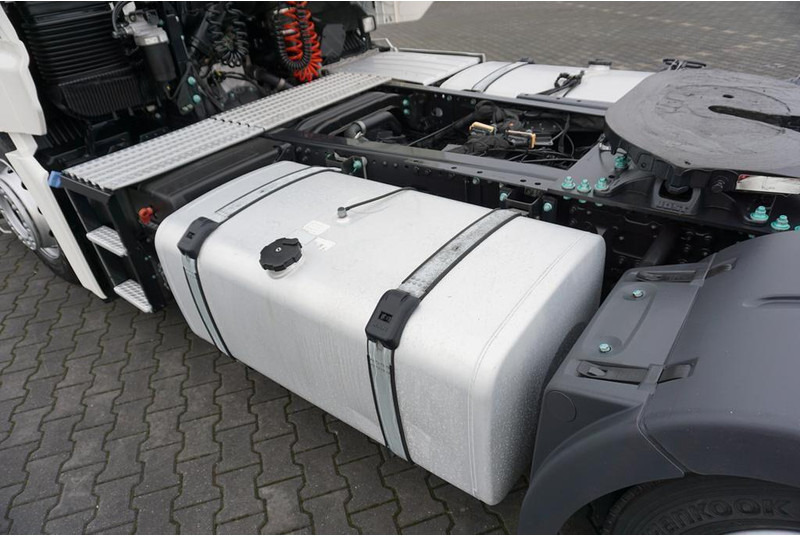 Tracteur routier MAN TGX / 18.510 / EURO 6 / LOW DECK / MEGA / GX / ACC / RETARDER /: photos 10