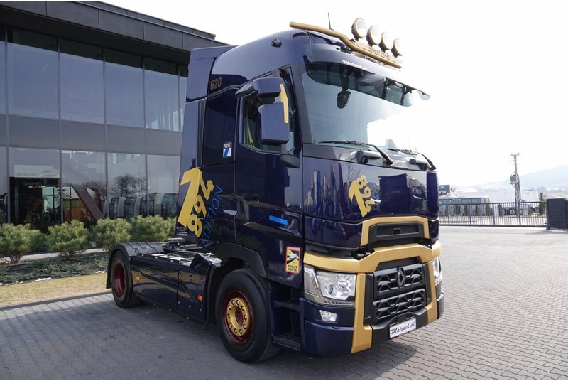 Renault T 520 / EDYCJA LIMITOWANA - 1894 / FULL AIRMATIC / I-PARK COOL / - Tracteur routier: photos 4 Renault T 520 / EDYCJA LIMITOWANA - 1894 / FULL AIRMATIC / I-PARK COOL / - Tracteur routier: photos 4