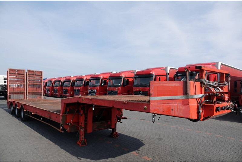 Crédit-bail de Verem NACZEPA LAWETA NISKOPODWOZIE / NAJAZDY HYDRAULICZNE / 3 OSIOWA / Verem NACZEPA LAWETA NISKOPODWOZIE / NAJAZDY HYDRAULICZNE / 3 OSIOWA /: photos 9 Crédit-bail de Verem NACZEPA LAWETA NISKOPODWOZIE / NAJAZDY HYDRAULICZNE / 3 OSIOWA / Verem NACZEPA LAWETA NISKOPODWOZIE / NAJAZDY HYDRAULICZNE / 3 OSIOWA /: photos 9