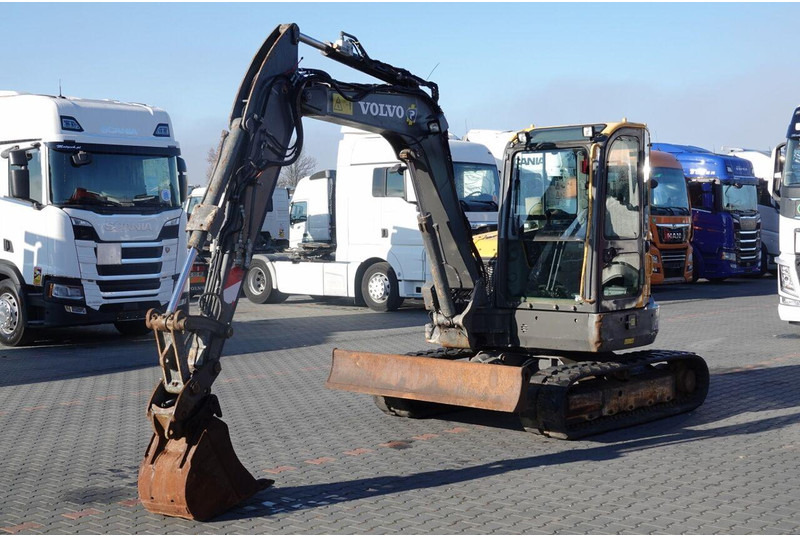 Volvo ECR58D - Mini pelle: photos 1 Volvo ECR58D - Mini pelle: photos 1