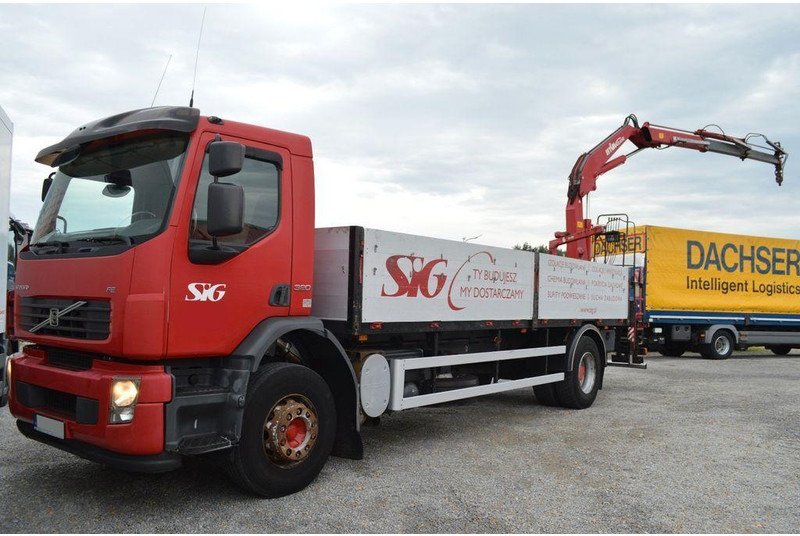 Volvo FE 18.280 - Camion plateau, Camion grue: photos 1 Volvo FE 18.280 - Camion plateau, Camion grue: photos 1