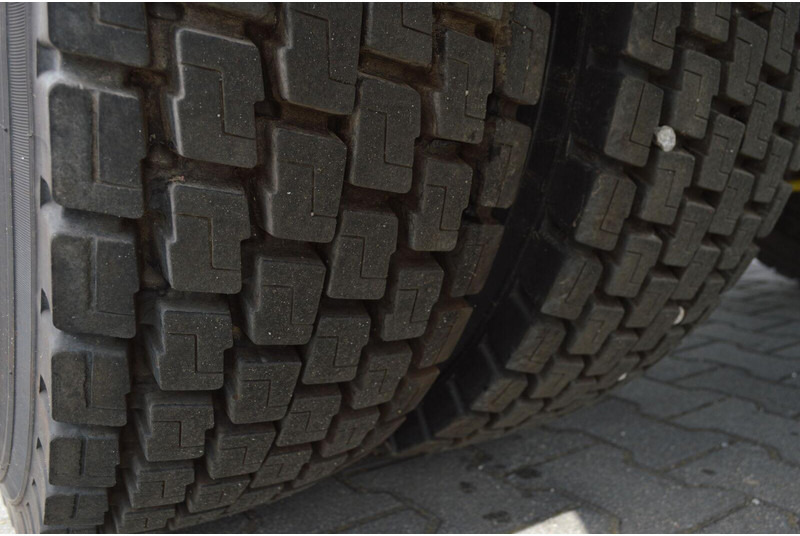 Camion plateau, Camion grue Volvo FL 18.280 Pallet Forks Rotator "22.5 5300 kg HDS AT: photos 7 Camion plateau, Camion grue Volvo FL 18.280 Pallet Forks Rotator "22.5 5300 kg HDS AT: photos 7