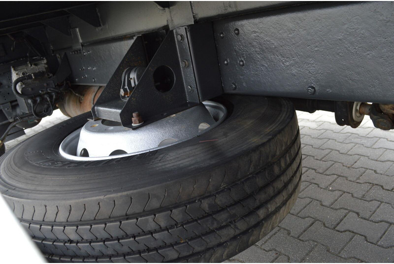 Camion plateau, Camion grue Volvo FL 18.280 Pallet Forks Rotator "22.5 5300 kg HDS AT: photos 12 Camion plateau, Camion grue Volvo FL 18.280 Pallet Forks Rotator "22.5 5300 kg HDS AT: photos 12