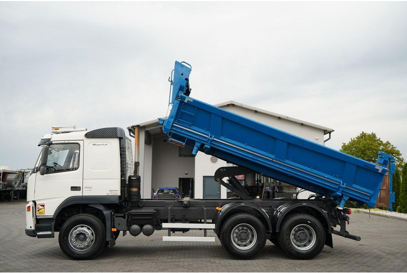 Volvo FM 360 / 6x4 / WYWROTKA DWUSTRONNA / HYDROBURTA / MANUAL / SPROW - Camion benne: photos 3 Volvo FM 360 / 6x4 / WYWROTKA DWUSTRONNA / HYDROBURTA / MANUAL / SPROW - Camion benne: photos 3
