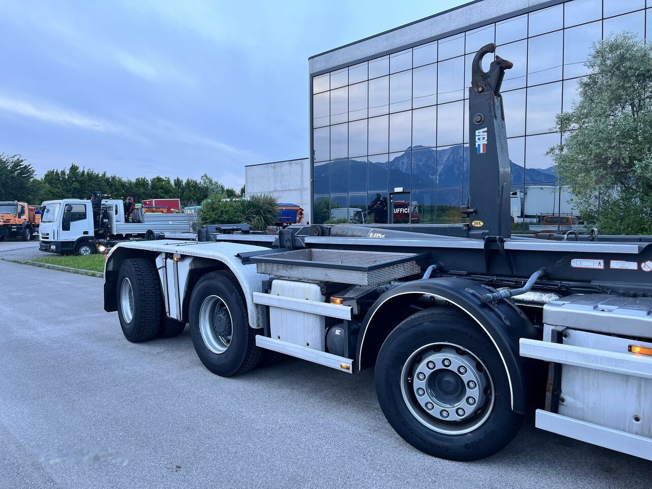 DAF CF 85 410 - Camion ampliroll: photos 4 DAF CF 85 410 - Camion ampliroll: photos 4