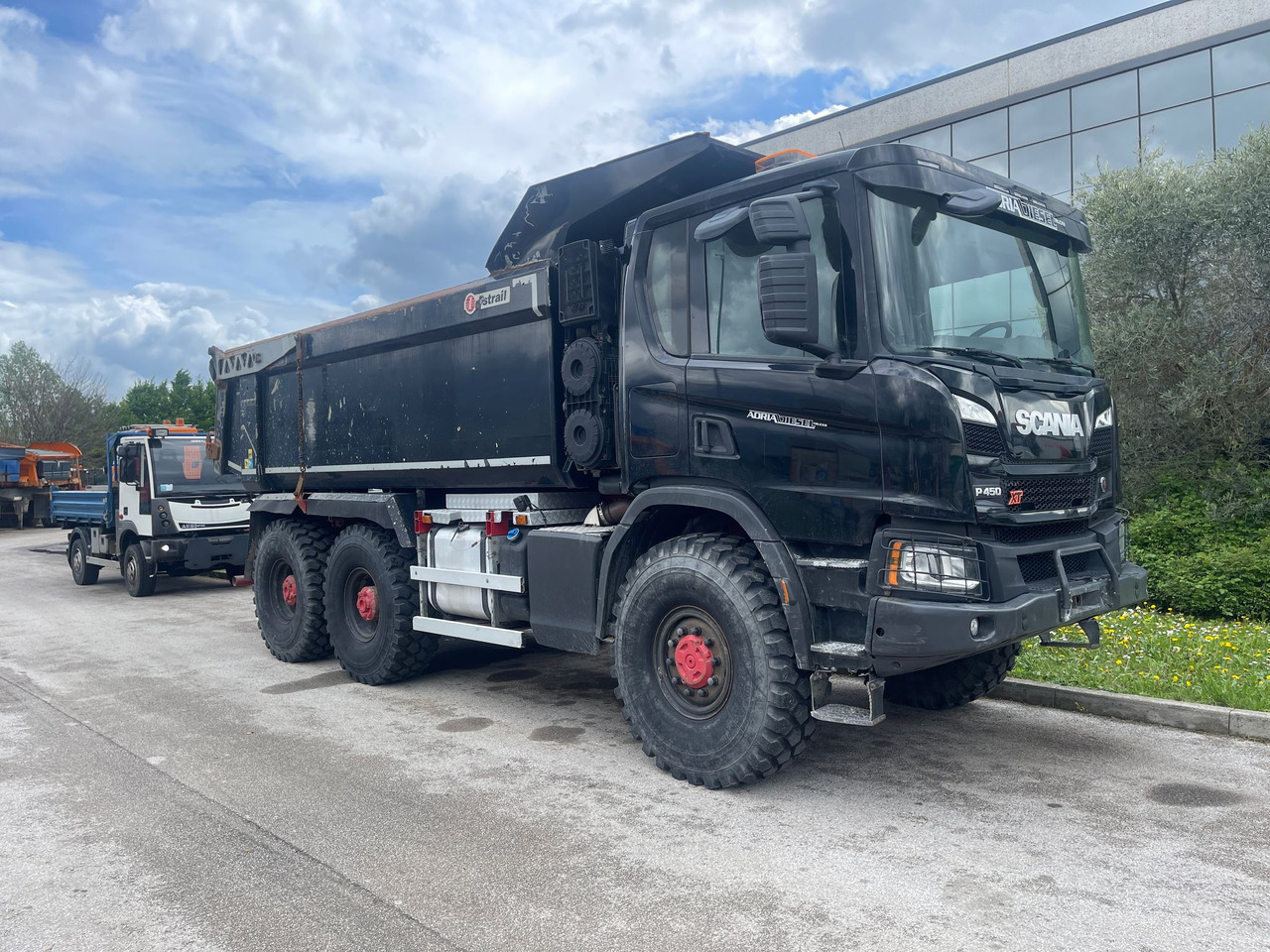 SCANIA P450 XT - Camion benne: photos 1 SCANIA P450 XT - Camion benne: photos 1