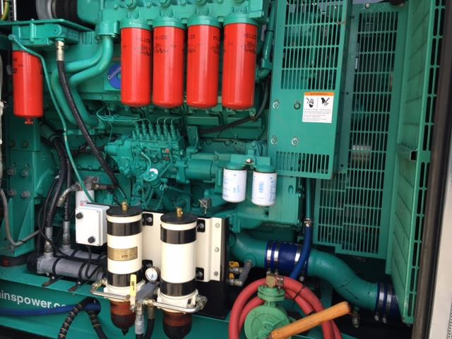 Cummins QST30G-G4 Generator 1000 KVA QST30-G4 Engine Super Silent - Groupe électrogène: photos 2 Cummins QST30G-G4 Generator 1000 KVA QST30-G4 Engine Super Silent - Groupe électrogène: photos 2