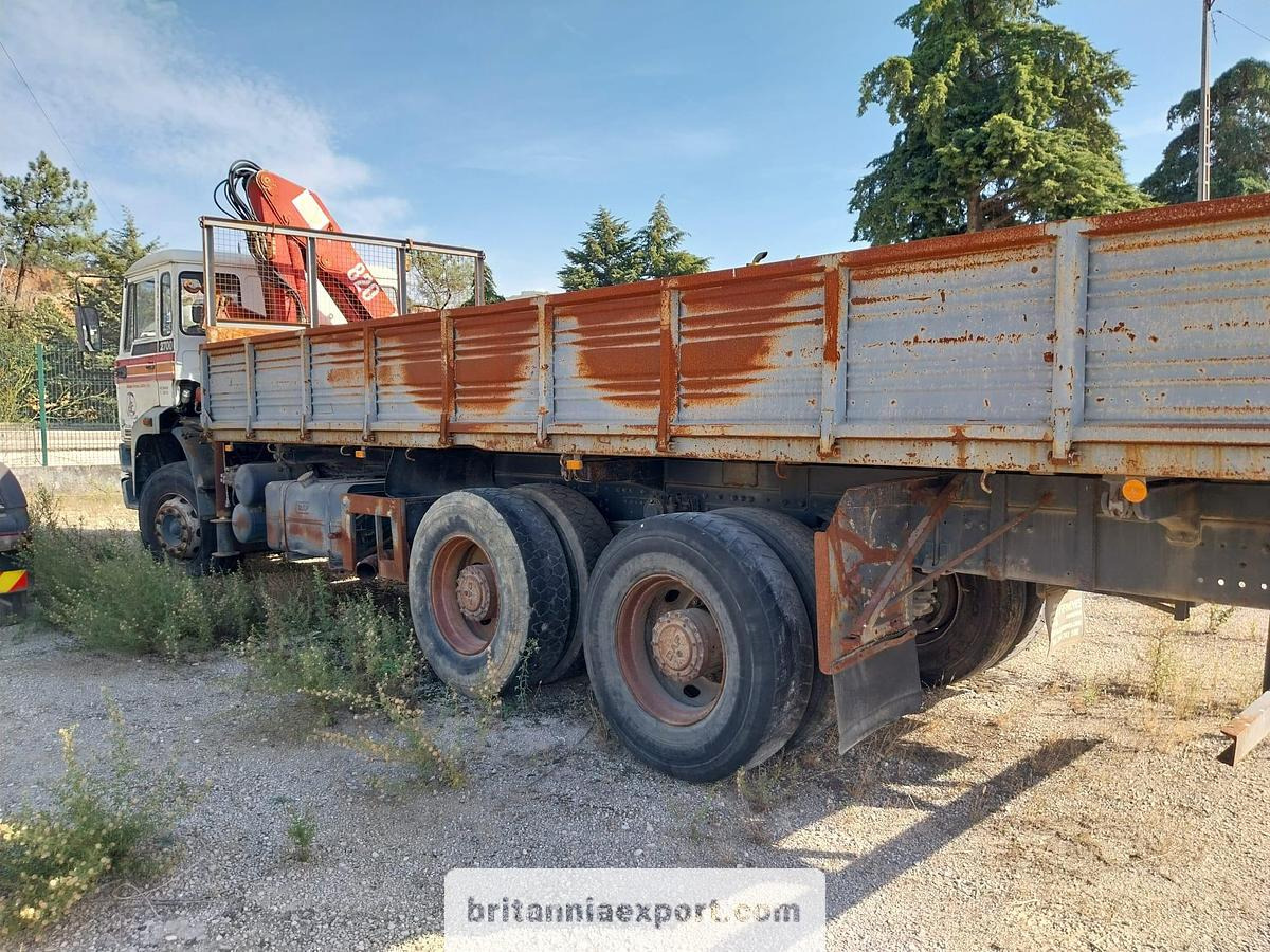 DAF 2700 ATI 6x4 26 Ton Sideways Tipper with HMF 820 Crane | Export Ready. - Camion benne, Camion grue: photos 5 DAF 2700 ATI 6x4 26 Ton Sideways Tipper with HMF 820 Crane | Export Ready. - Camion benne, Camion grue: photos 5