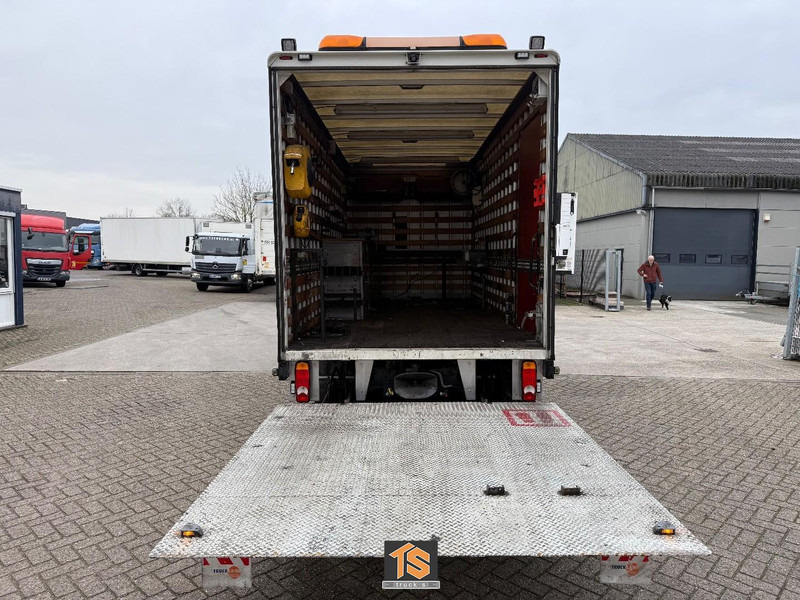 Camion fourgon DAF FA LF45G08 MANUAL - EURO 5 - WERKSTATT/WERKPLAATS/SERVICE WAGEN - APK/TUV 07/2026 - NL TRUCK - TOP!: photos 8 Camion fourgon DAF FA LF45G08 MANUAL - EURO 5 - WERKSTATT/WERKPLAATS/SERVICE WAGEN - APK/TUV 07/2026 - NL TRUCK - TOP!: photos 8