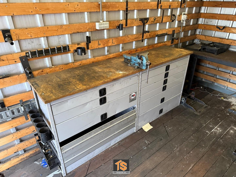 Camion fourgon DAF FA LF45G08 MANUAL - EURO 5 - WERKSTATT/WERKPLAATS/SERVICE WAGEN - APK/TUV 07/2026 - NL TRUCK - TOP!: photos 14 Camion fourgon DAF FA LF45G08 MANUAL - EURO 5 - WERKSTATT/WERKPLAATS/SERVICE WAGEN - APK/TUV 07/2026 - NL TRUCK - TOP!: photos 14