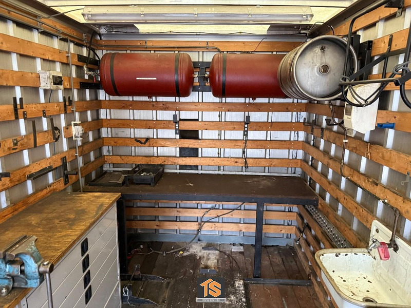 Camion fourgon DAF FA LF45G08 MANUAL - EURO 5 - WERKSTATT/WERKPLAATS/SERVICE WAGEN - APK/TUV 07/2026 - NL TRUCK - TOP!: photos 13 Camion fourgon DAF FA LF45G08 MANUAL - EURO 5 - WERKSTATT/WERKPLAATS/SERVICE WAGEN - APK/TUV 07/2026 - NL TRUCK - TOP!: photos 13