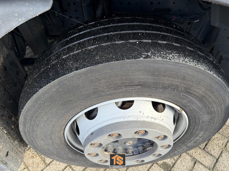 Iveco AS440T/P 460 - 2TANKS - NL TOP TRUCK - Tracteur routier: photos 4 Iveco AS440T/P 460 - 2TANKS - NL TOP TRUCK - Tracteur routier: photos 4