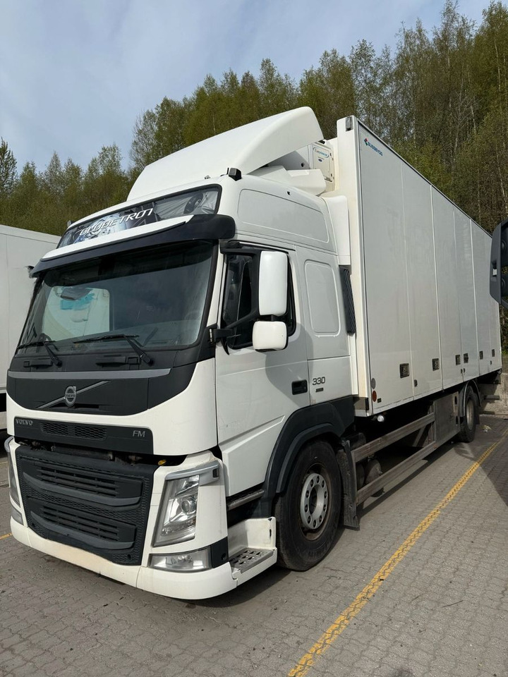 Volvo FM330 / Carrier Supra 850 nordic - Camion frigorifique: photos 3 Volvo FM330 / Carrier Supra 850 nordic - Camion frigorifique: photos 3