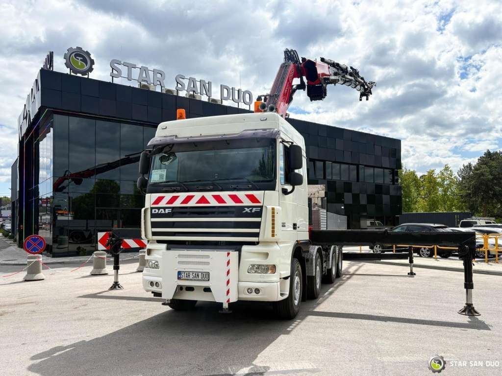 DAF XF 105.510 8x4 FASSI F800 XP Crane Fifth wheel - Camion grue: photos 5 DAF XF 105.510 8x4 FASSI F800 XP Crane Fifth wheel - Camion grue: photos 5