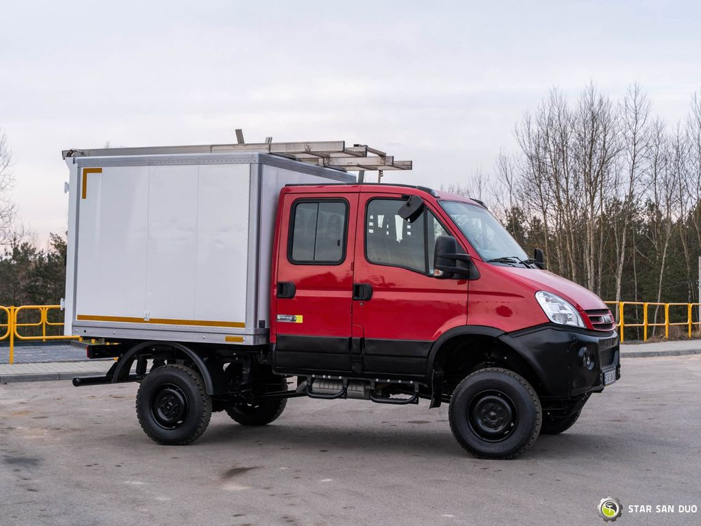 Iveco DAILLY 4x4 CAMPER EXPEDITION DOKA - Fourgon grand volume, Utilitaire double cabine: photos 3 Iveco DAILLY 4x4 CAMPER EXPEDITION DOKA - Fourgon grand volume, Utilitaire double cabine: photos 3