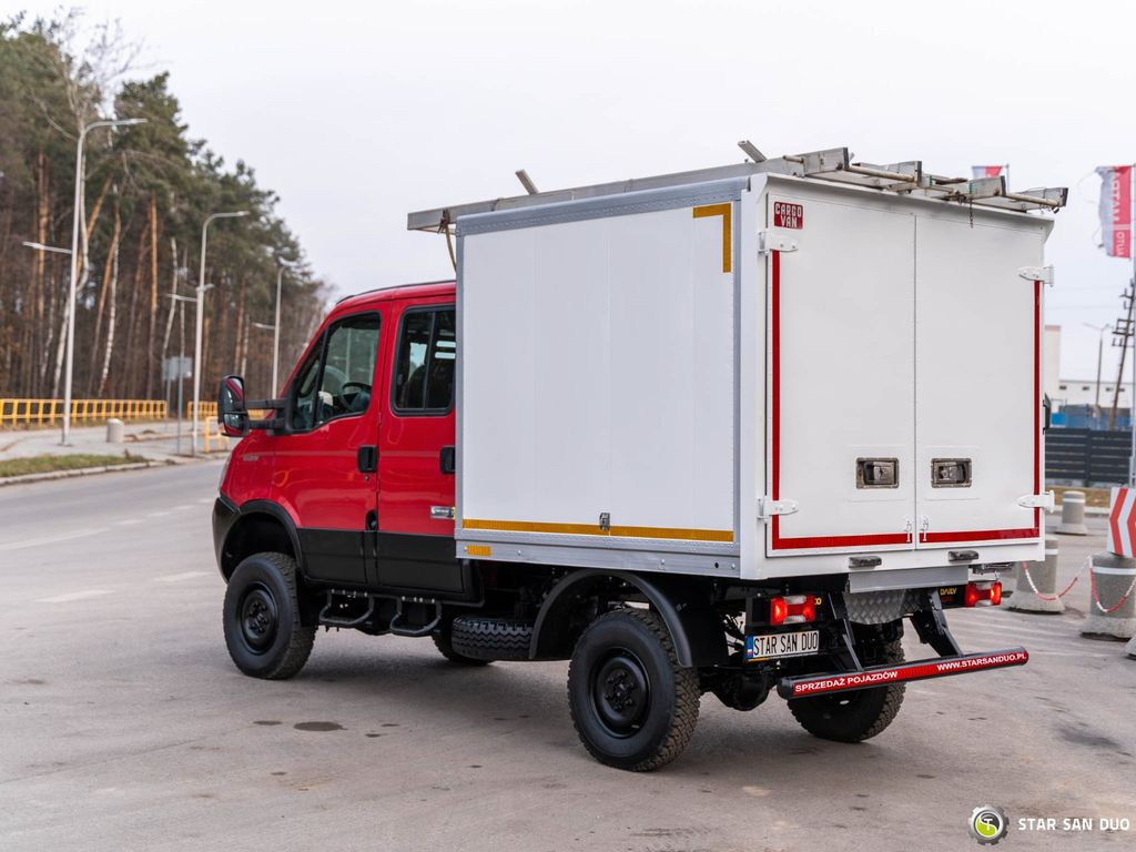 Fourgon grand volume, Utilitaire double cabine Iveco DAILLY 4x4 CAMPER EXPEDITION DOKA: photos 7