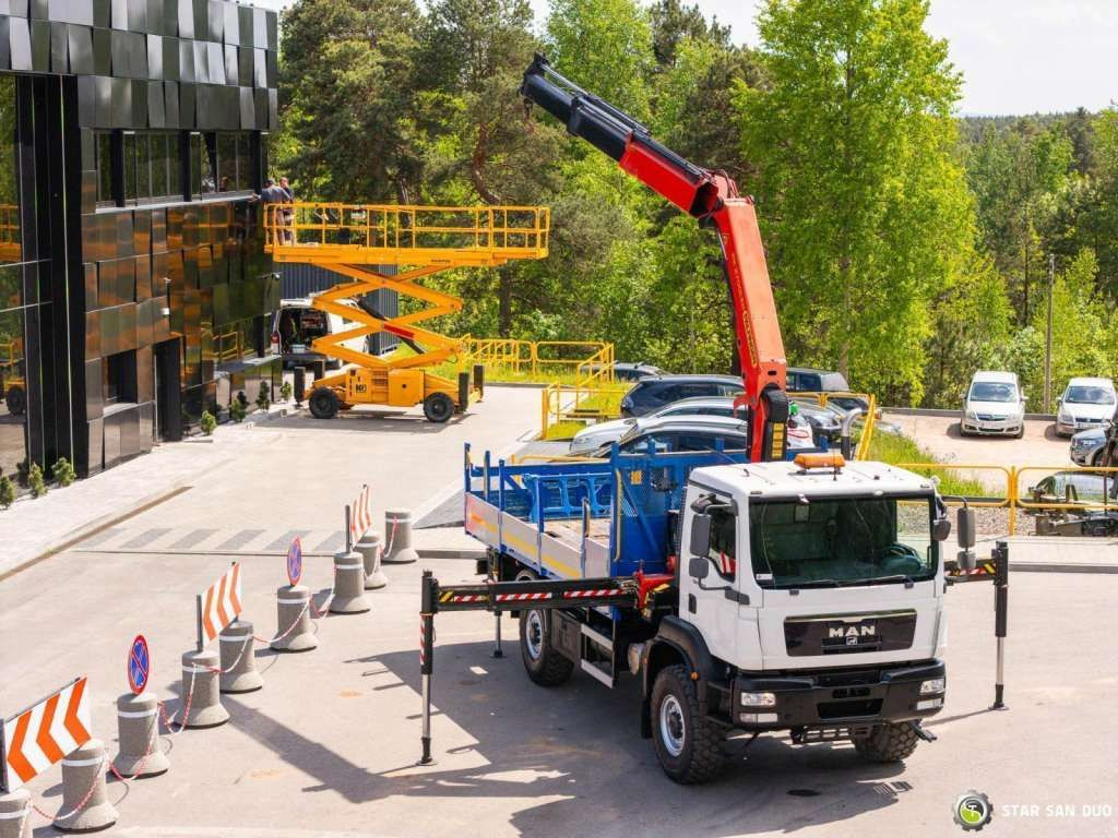 MAN TGM 18 250 4x4 PALFINGER PK 27001 HDS Crane Kra - Camion benne: photos 2 MAN TGM 18 250 4x4 PALFINGER PK 27001 HDS Crane Kra - Camion benne: photos 2