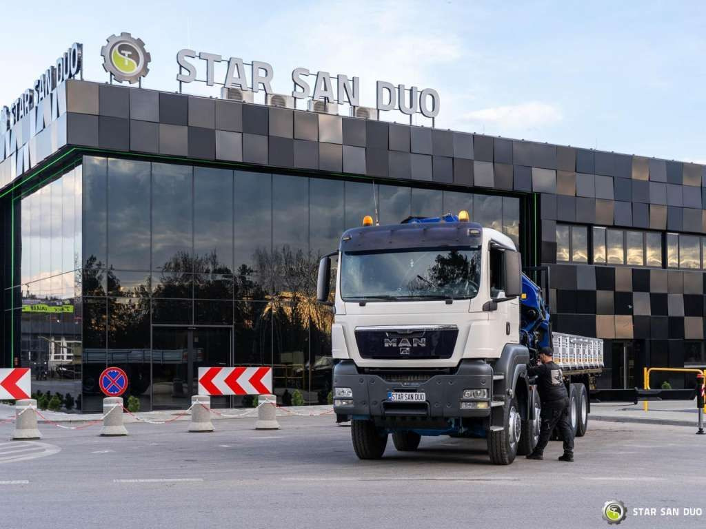 MAN TGS 41.480 8x8 PM 85SP HDS Crane - Camion grue: photos 4 MAN TGS 41.480 8x8 PM 85SP HDS Crane - Camion grue: photos 4