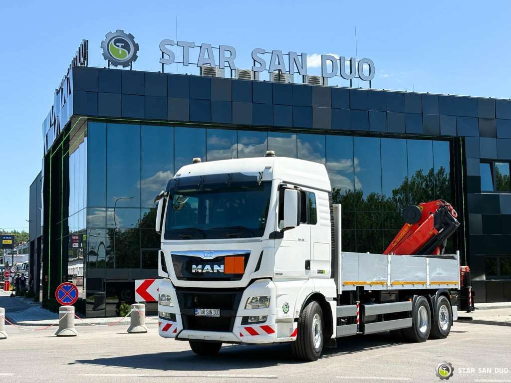 MAN TGX 26.480 6x2 PALFINGER PK 33002 EH Crane Winc - Camion grue: photos 3 MAN TGX 26.480 6x2 PALFINGER PK 33002 EH Crane Winc - Camion grue: photos 3