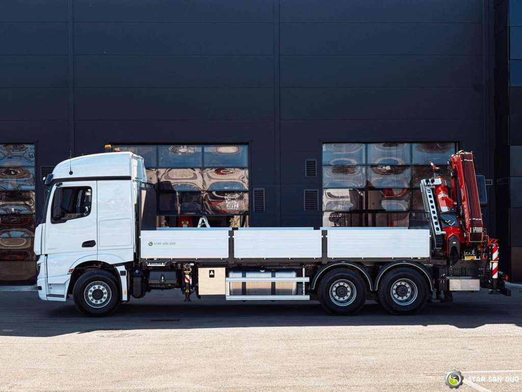 Mercedes-Benz ACTROS 3351 NEW 6x4 Fassi F485 Crane - Camion grue: photos 3 Mercedes-Benz ACTROS 3351 NEW 6x4 Fassi F485 Crane - Camion grue: photos 3