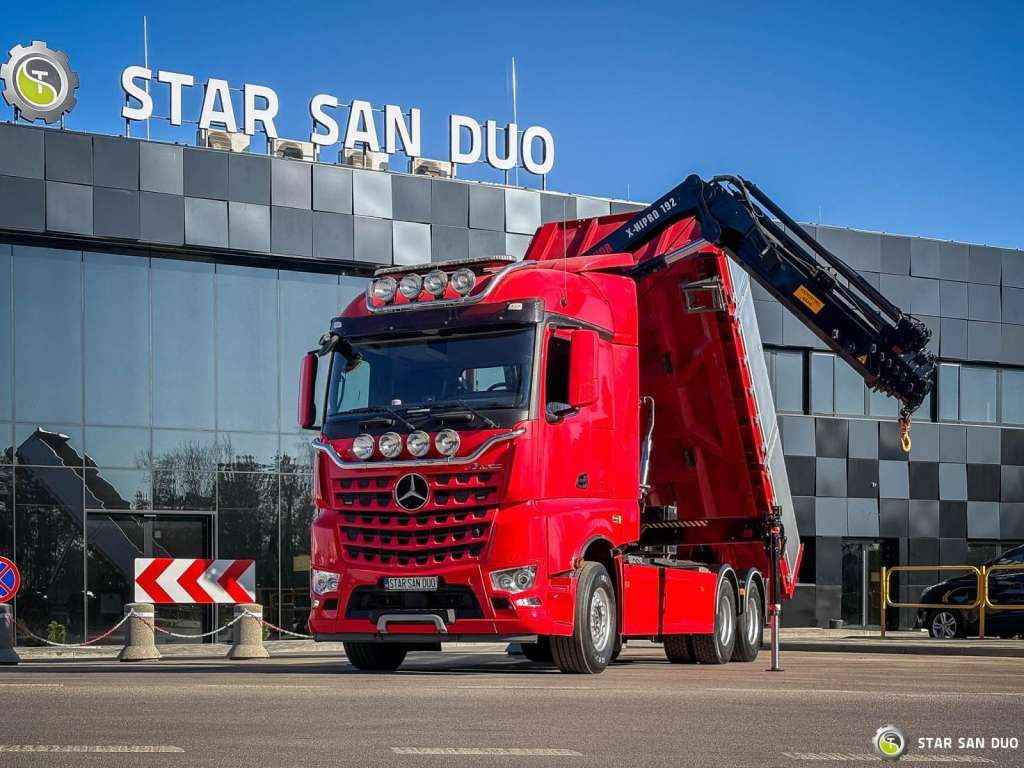 Mercedes-Benz AROCS 3358L 6x4 HIAB 192X-HIPRO E-6 Crane Kippe - Camion grue: photos 3 Mercedes-Benz AROCS 3358L 6x4 HIAB 192X-HIPRO E-6 Crane Kippe - Camion grue: photos 3