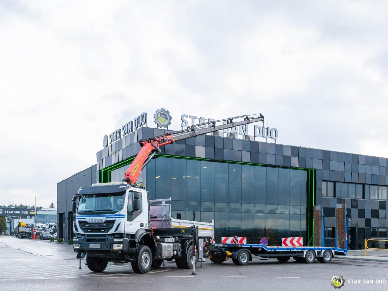 - Camion grue: photos 3 - Camion grue: photos 3