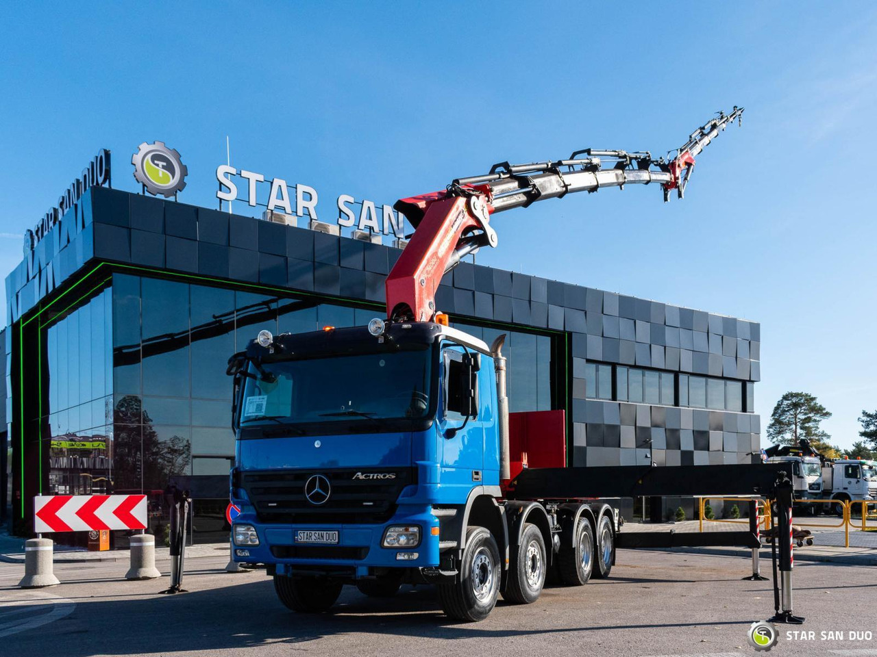 - Camion grue: photos 3 - Camion grue: photos 3