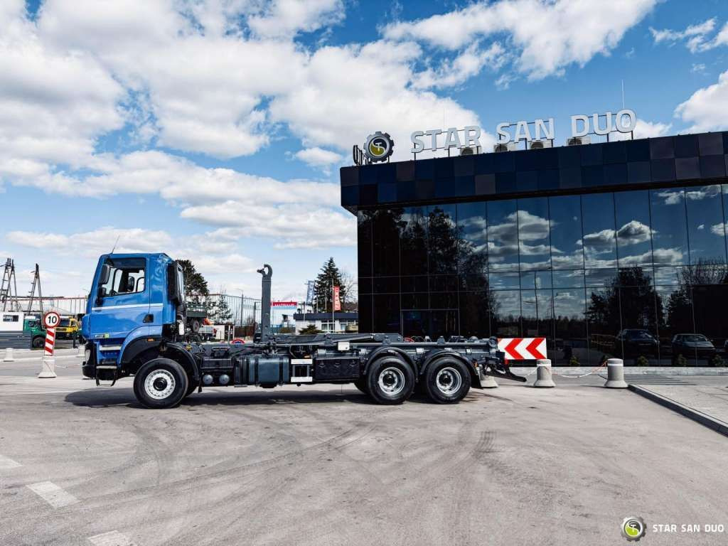 Crédit-bail de  Tatra  T158 PHOENIX 6x6 Euro 6 Tatra  T158 PHOENIX 6x6 Euro 6: photos 10
