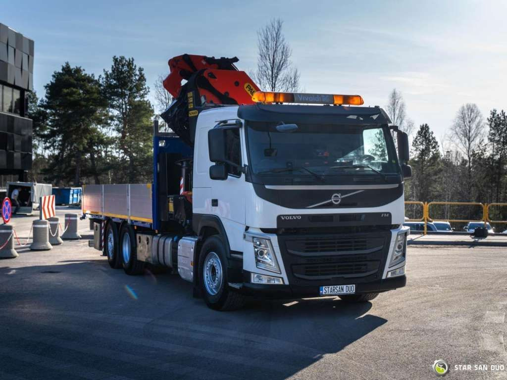 Volvo FM 460 6x2 PALFINGER PK 42002 FLY JIB Crane Eu - Camion grue: photos 3 Volvo FM 460 6x2 PALFINGER PK 42002 FLY JIB Crane Eu - Camion grue: photos 3