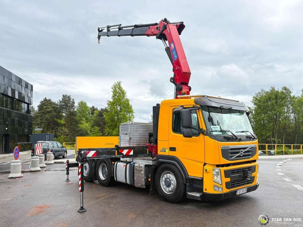Volvo FM 460 6x4x4 HMF 3220 Crane HDS - Camion grue: photos 2 Volvo FM 460 6x4x4 HMF 3220 Crane HDS - Camion grue: photos 2