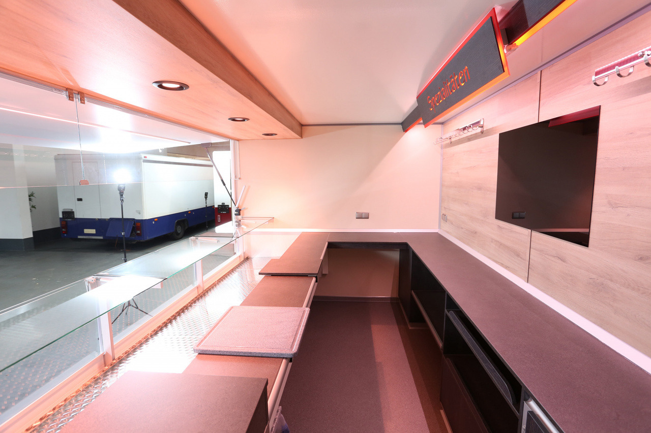 Verkaufsanhänger BORCO HÖHNS - Remorque magasin: photos 3 Verkaufsanhänger BORCO HÖHNS - Remorque magasin: photos 3