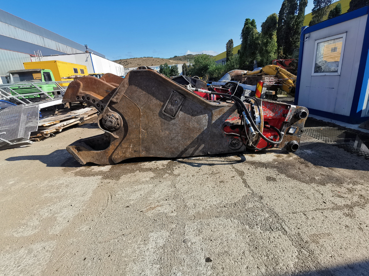 ROTAR 50R - Cisaille de démolition pour Pelle sur chenille: photos 1 ROTAR 50R - Cisaille de démolition pour Pelle sur chenille: photos 1