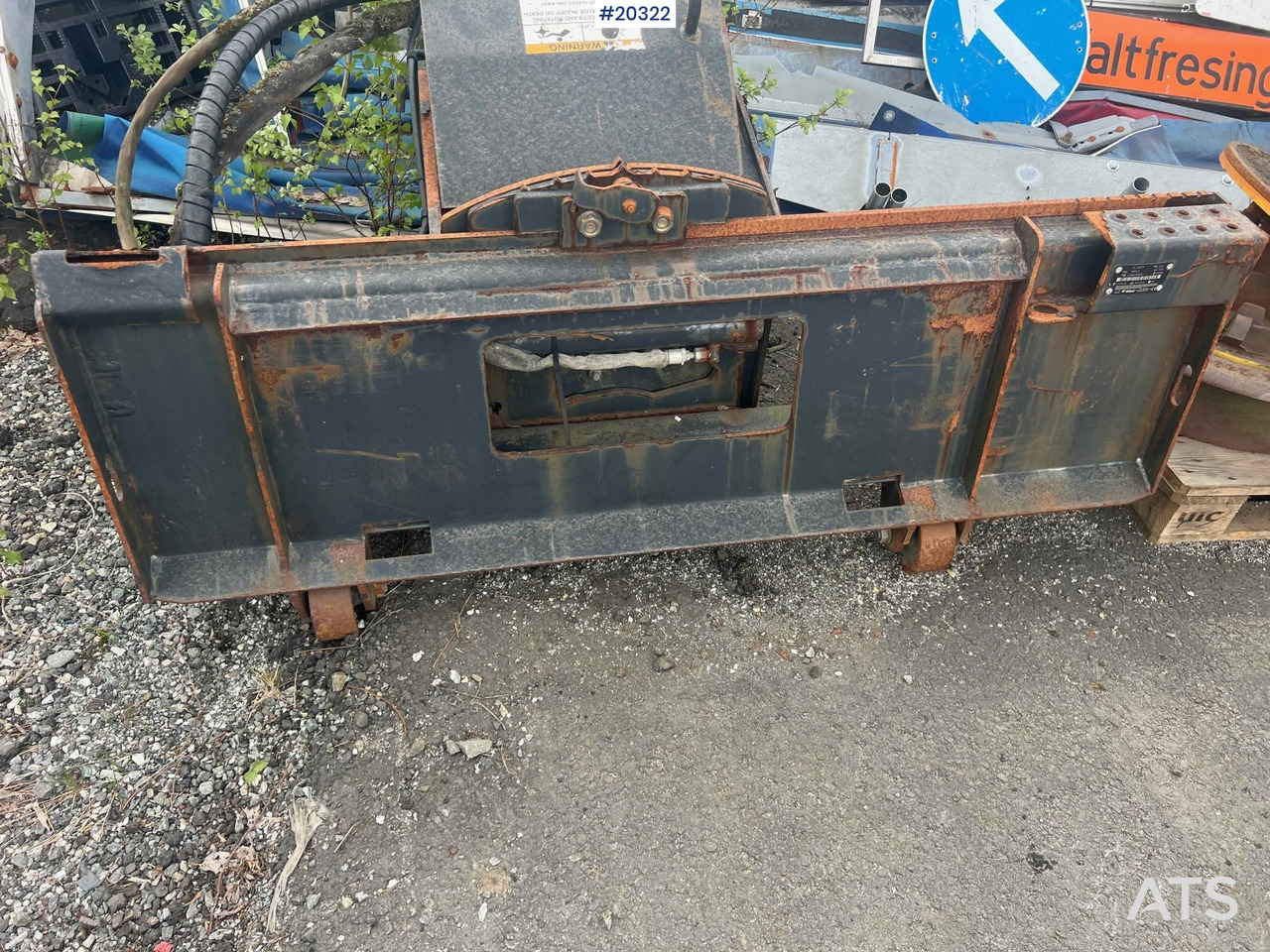 Bobcat Asfaltfreser - Travaux routiers: photos 1 Bobcat Asfaltfreser - Travaux routiers: photos 1