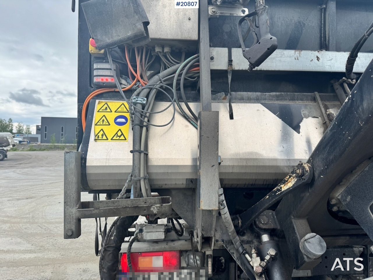 Camion, Travaux routiers Volvo FE320: photos 26
