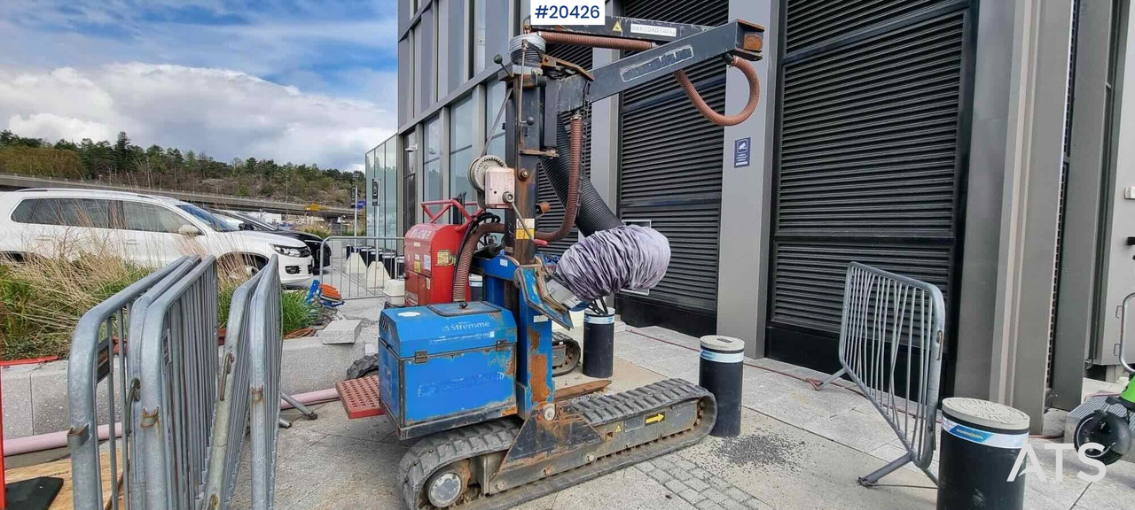 Hinowa TP2000 Vakumløfter til steinheller - Engins de chantier: photos 1 Hinowa TP2000 Vakumløfter til steinheller - Engins de chantier: photos 1