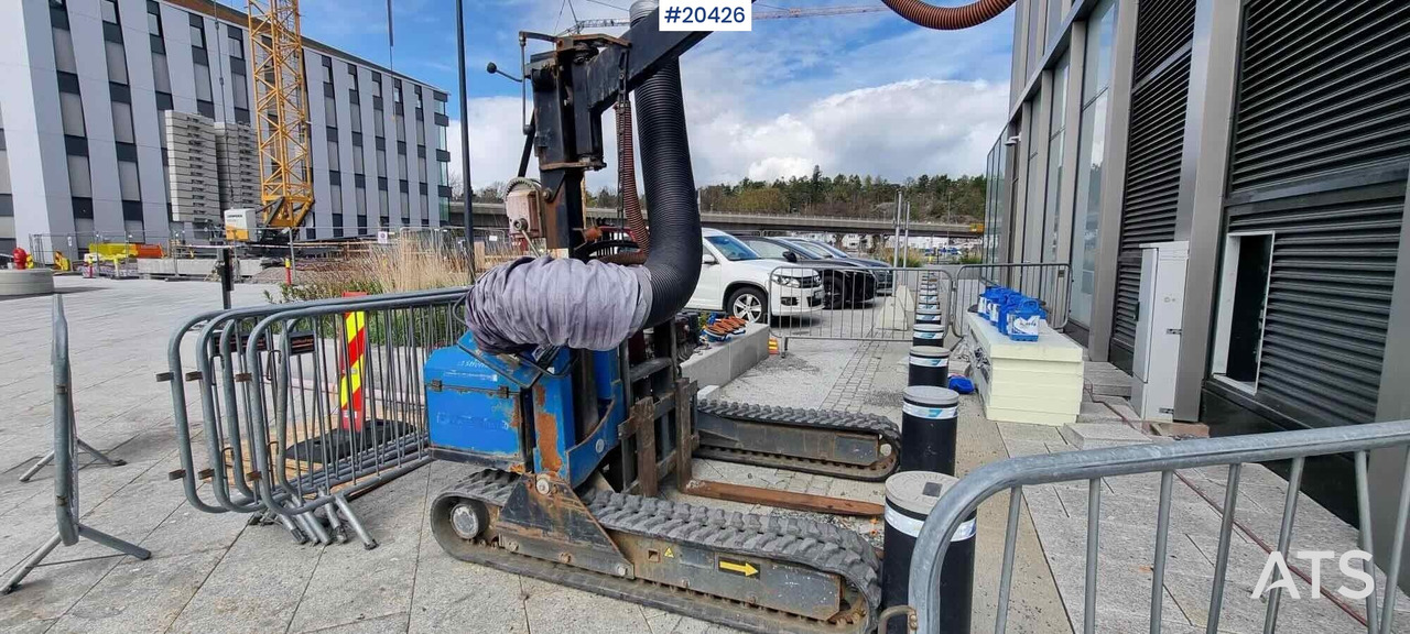 Hinowa TP2000 Vakumløfter til steinheller - Engins de chantier: photos 2 Hinowa TP2000 Vakumløfter til steinheller - Engins de chantier: photos 2