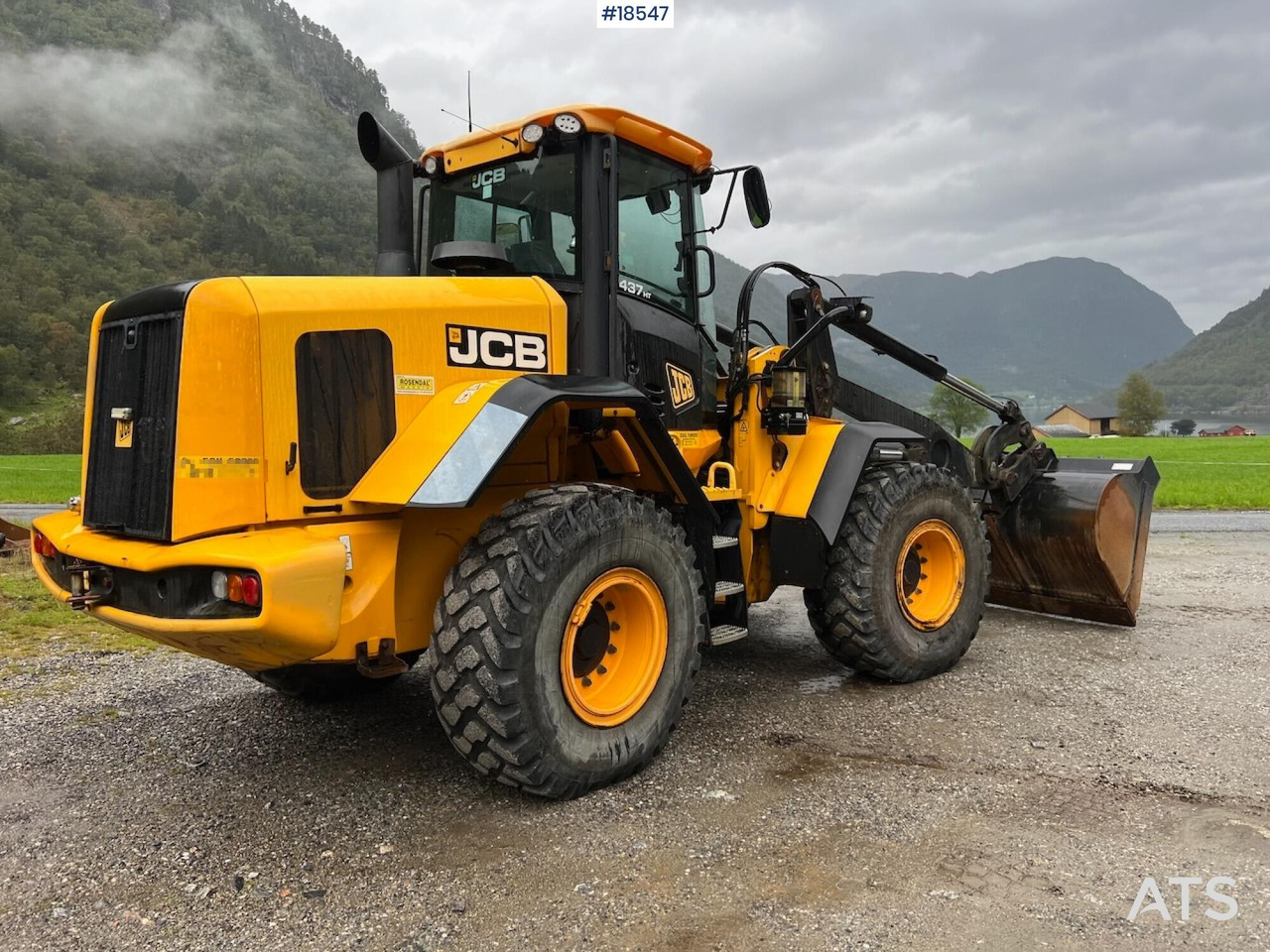 Jcb 437HT - Chargeuse sur pneus: photos 1 Jcb 437HT - Chargeuse sur pneus: photos 1