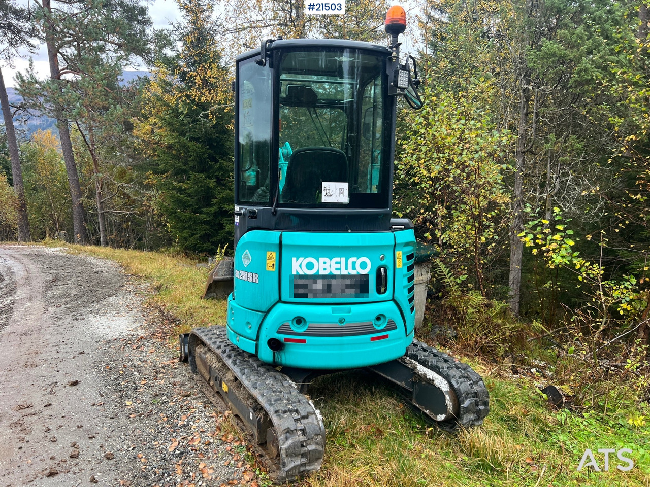 Mini pelle Kobelco Sk25SR-6E Gravemaskin m/ pusseskuffe,graveskuffe og tilt: photos 11