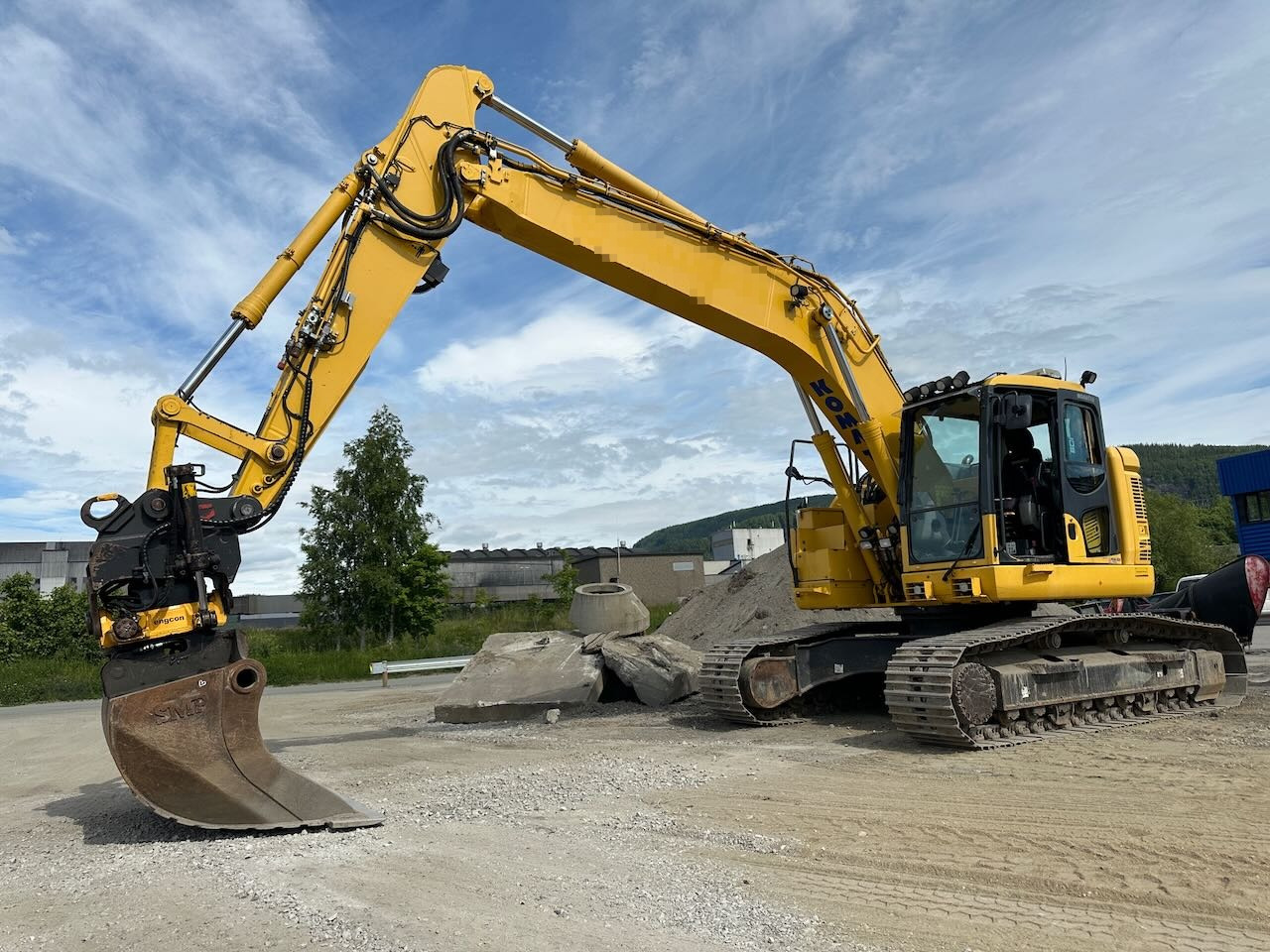 Komatsu PC228USLC-10 - Pelle sur chenille: photos 1 Komatsu PC228USLC-10 - Pelle sur chenille: photos 1