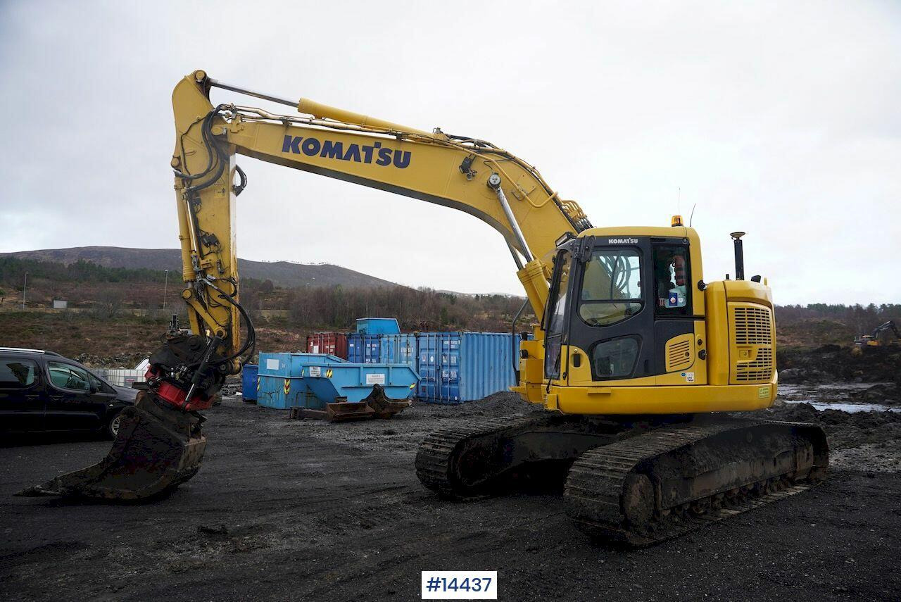 Komatsu PC228USLC-10 - Pelle: photos 1 Komatsu PC228USLC-10 - Pelle: photos 1