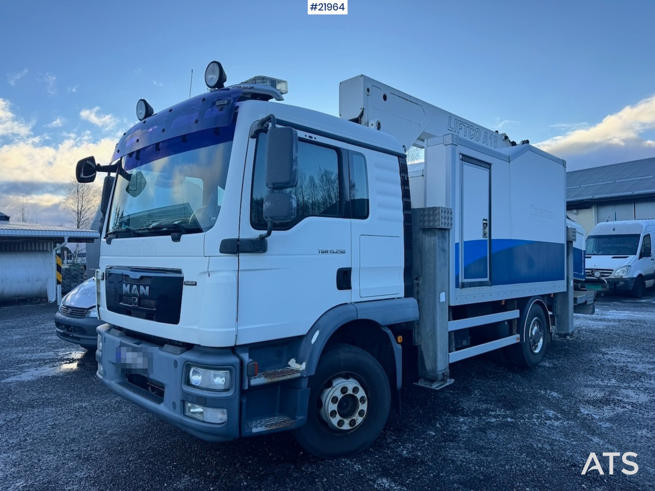 MAN 2010 MAN TGM 15.250 Liftbil m/ 18 m Arbeidshøyde. 132 000 km! - Camion avec nacelle: photos 1 MAN 2010 MAN TGM 15.250 Liftbil m/ 18 m Arbeidshøyde. 132 000 km! - Camion avec nacelle: photos 1