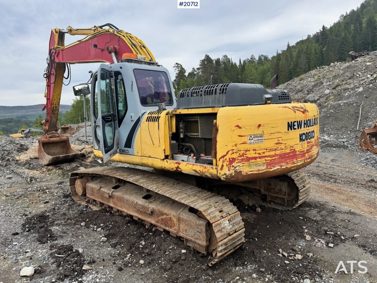 New Holland kobelco E305B - Pelle: photos 3 New Holland kobelco E305B - Pelle: photos 3