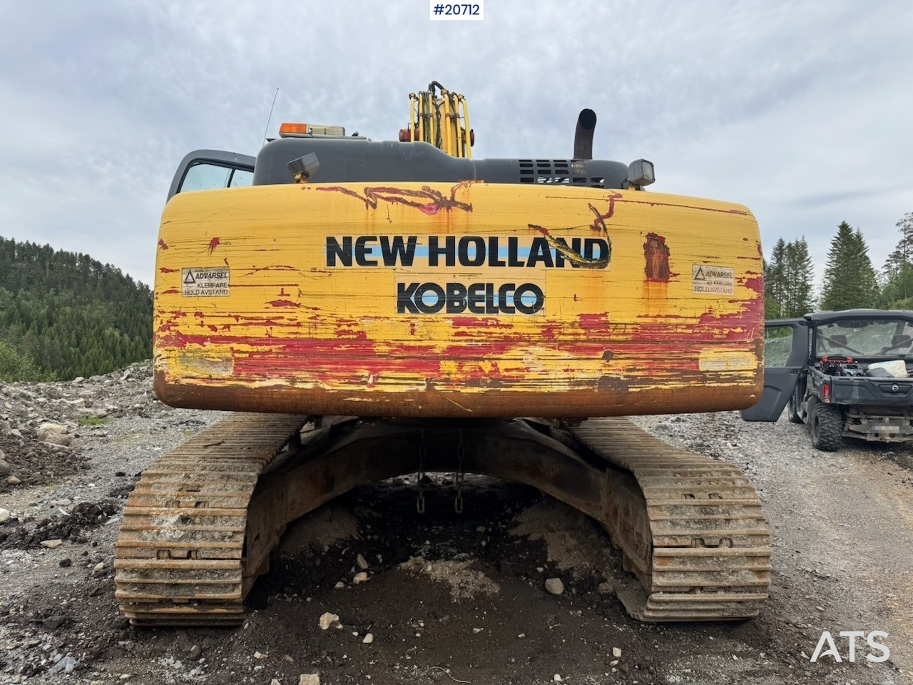 New Holland kobelco E305B - Pelle: photos 4 New Holland kobelco E305B - Pelle: photos 4