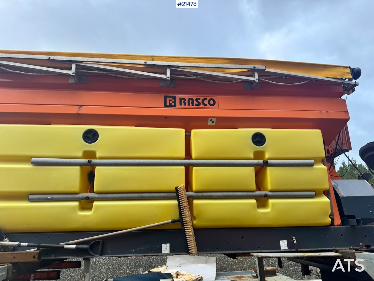 Epandeur de sable Rasco L4500: photos 8 Epandeur de sable Rasco L4500: photos 8