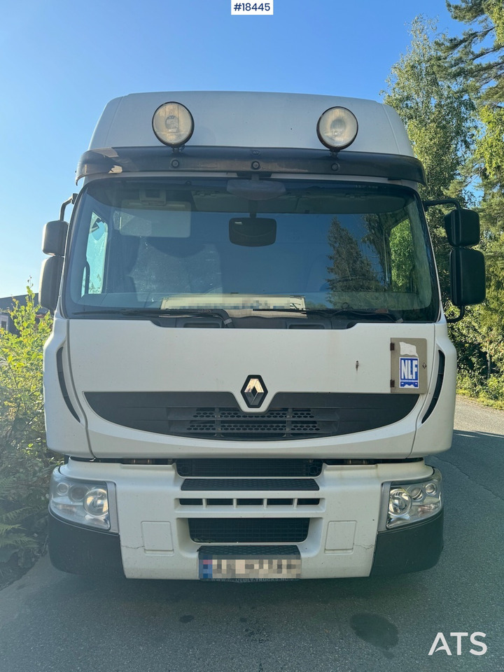 Renault Premium - Camion fourgon: photos 4 Renault Premium - Camion fourgon: photos 4