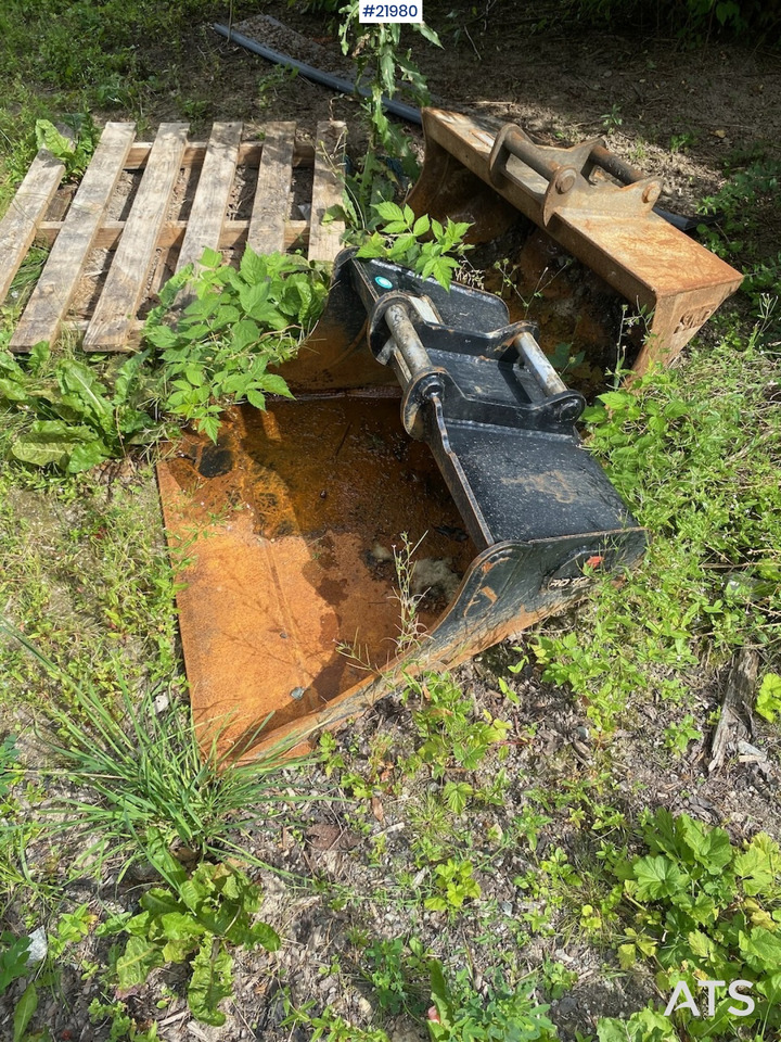 Rototilt S40 feste - Godet: photos 1 Rototilt S40 feste - Godet: photos 1