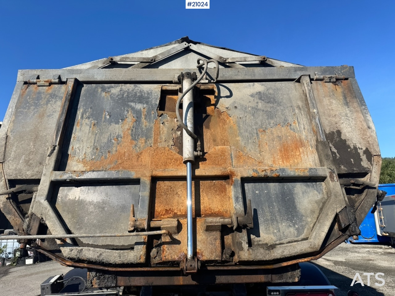 Camion benne Scania R560: photos 13