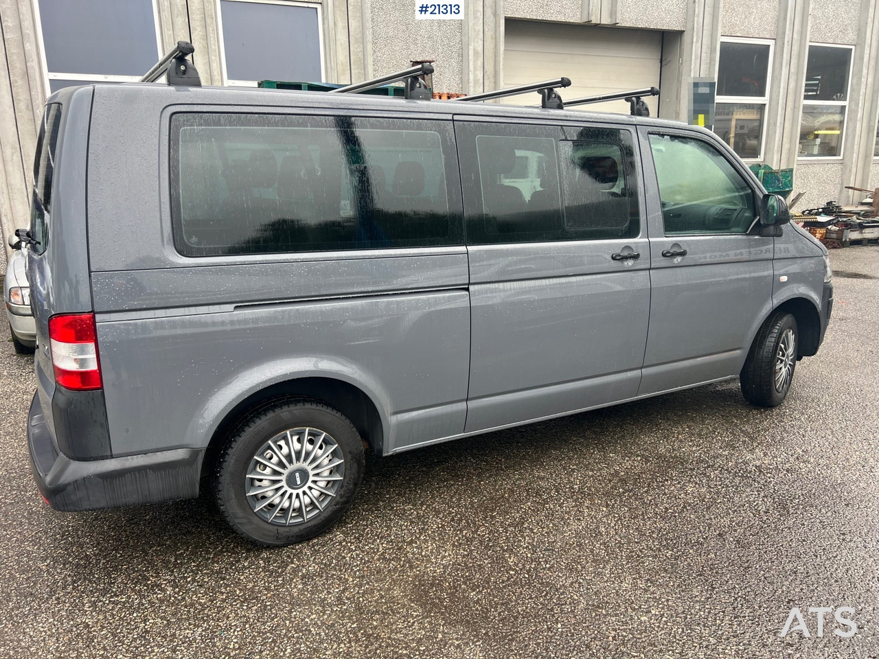 Volkswagen kombi 9 seter - Minibus, Transport de personnes: photos 3 Volkswagen kombi 9 seter - Minibus, Transport de personnes: photos 3